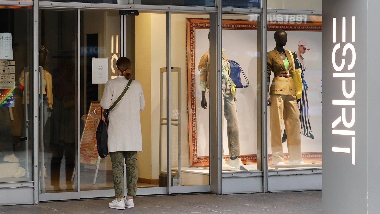 Modekonzern veröffentlicht Geschäftsbericht: Esprit steht mit dem Rücken zur Wand