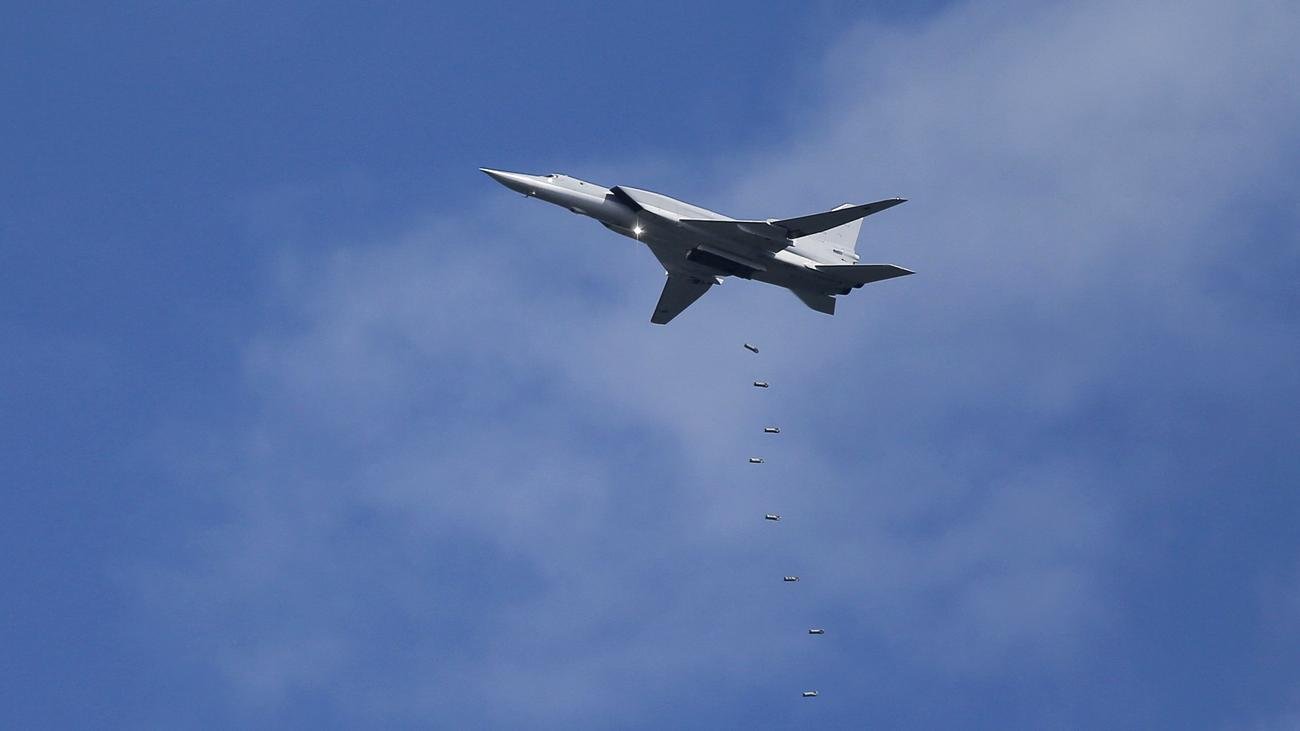 Krieg in der Ukraine: Ukraine meldet erstmals Abschuss von russischem Langstreckenbomber